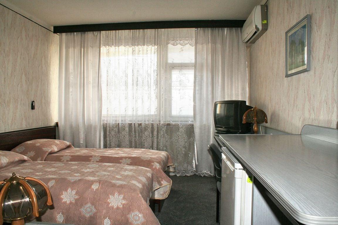 Cosmos Hotel Kişinev Dış mekan fotoğraf