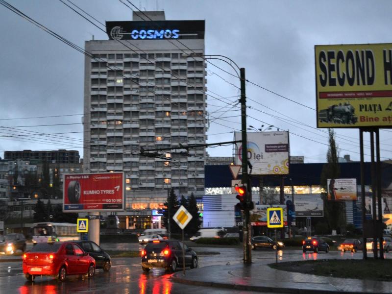 Cosmos Hotel Kişinev Dış mekan fotoğraf